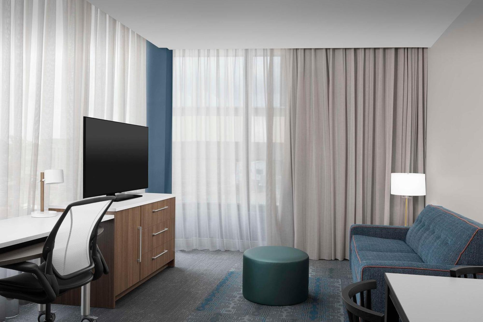 Home2 Suites By Hilton 福尔斯彻奇 外观 照片
