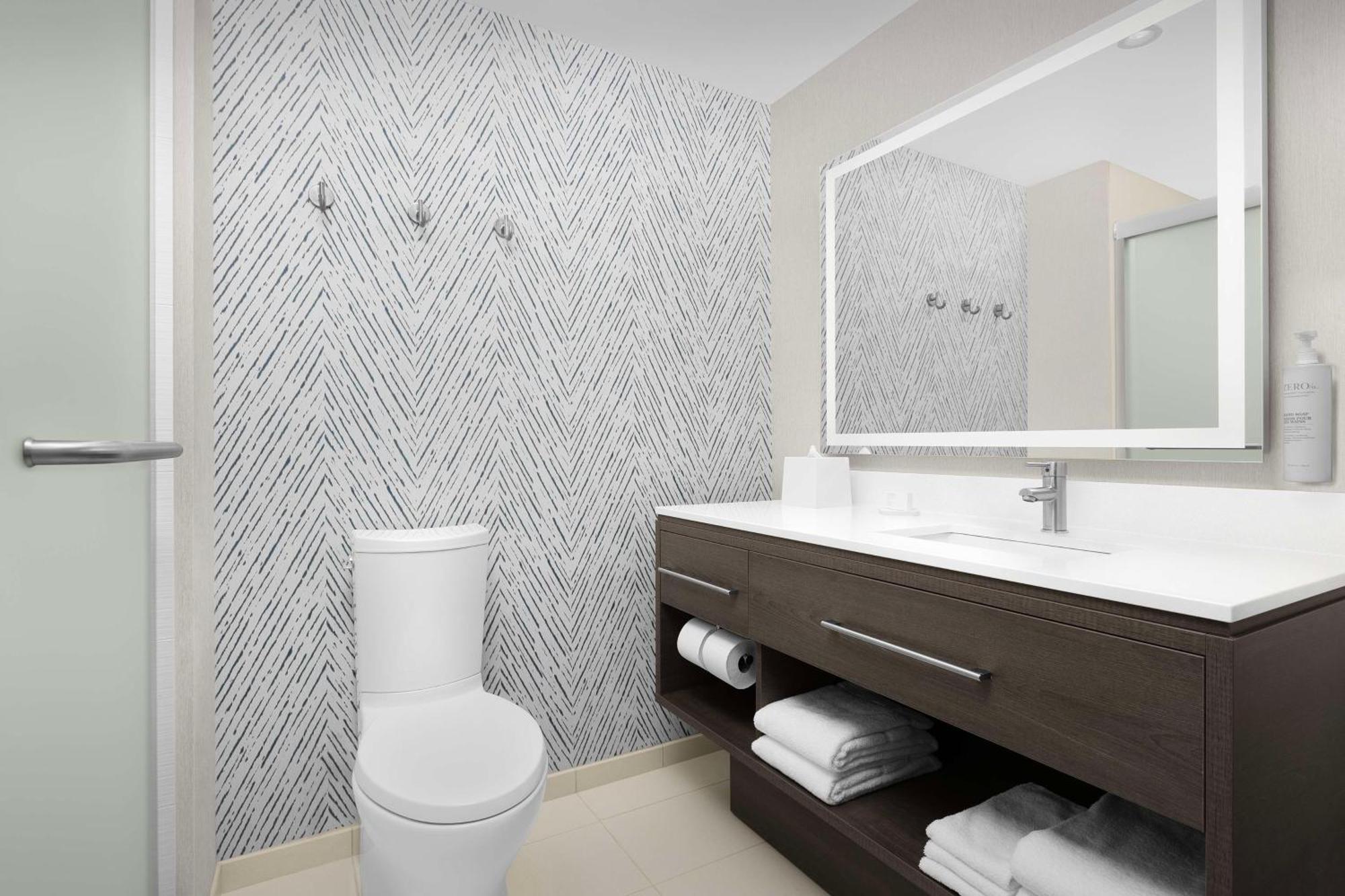 Home2 Suites By Hilton 福尔斯彻奇 外观 照片